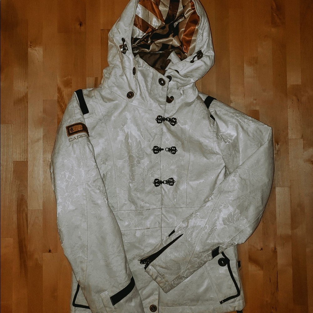 Snow jacket
